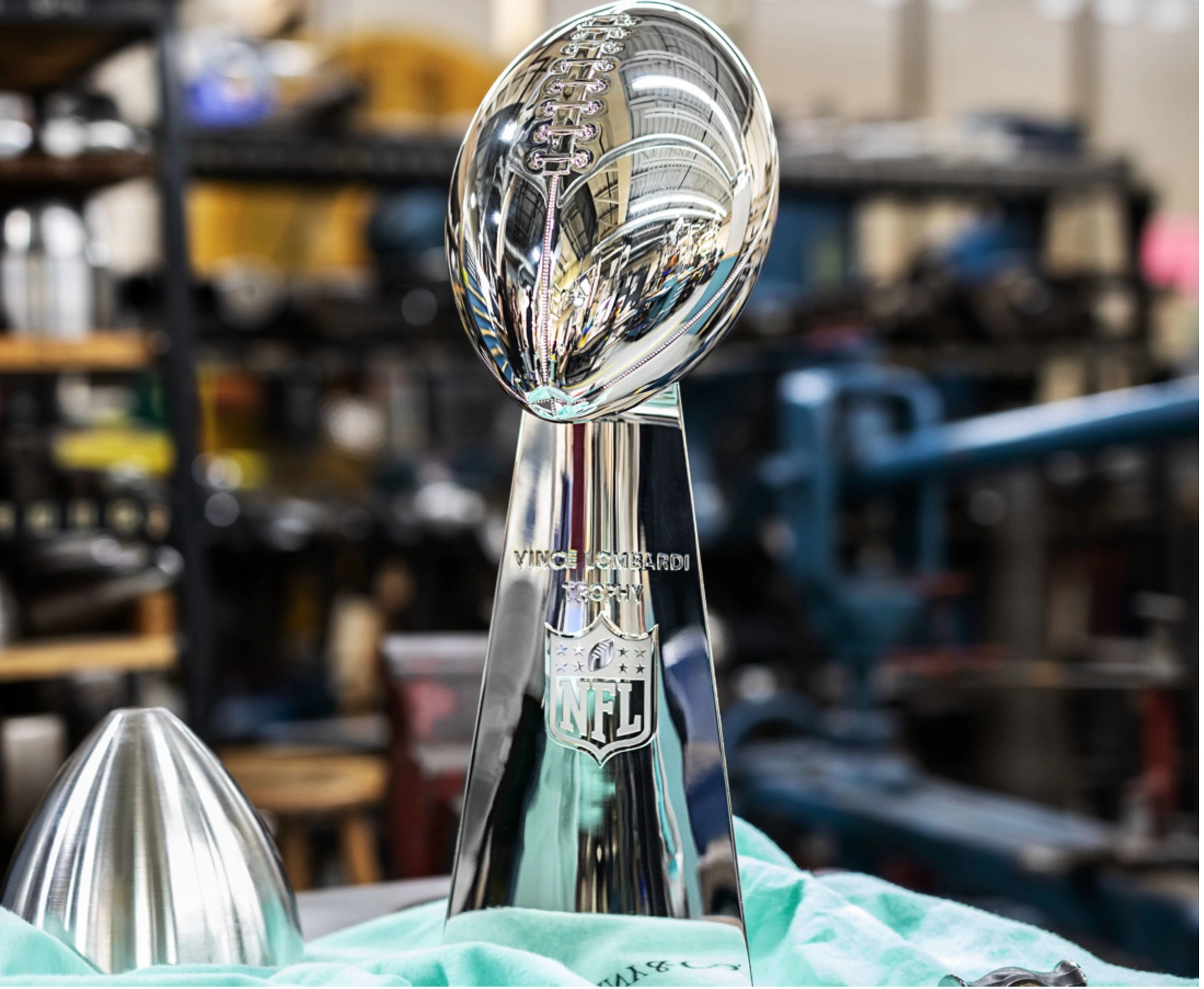 Vince lombardi trophy