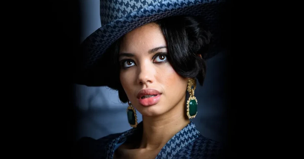 The Use Of Gemstones In Fashion And Costume Design Stunning Fashion