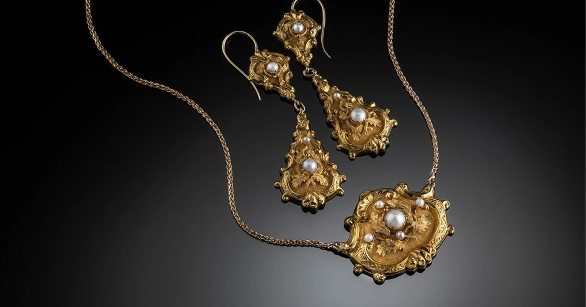 Rococo Vintage Jewelry - Exploring The Timeless Elegance