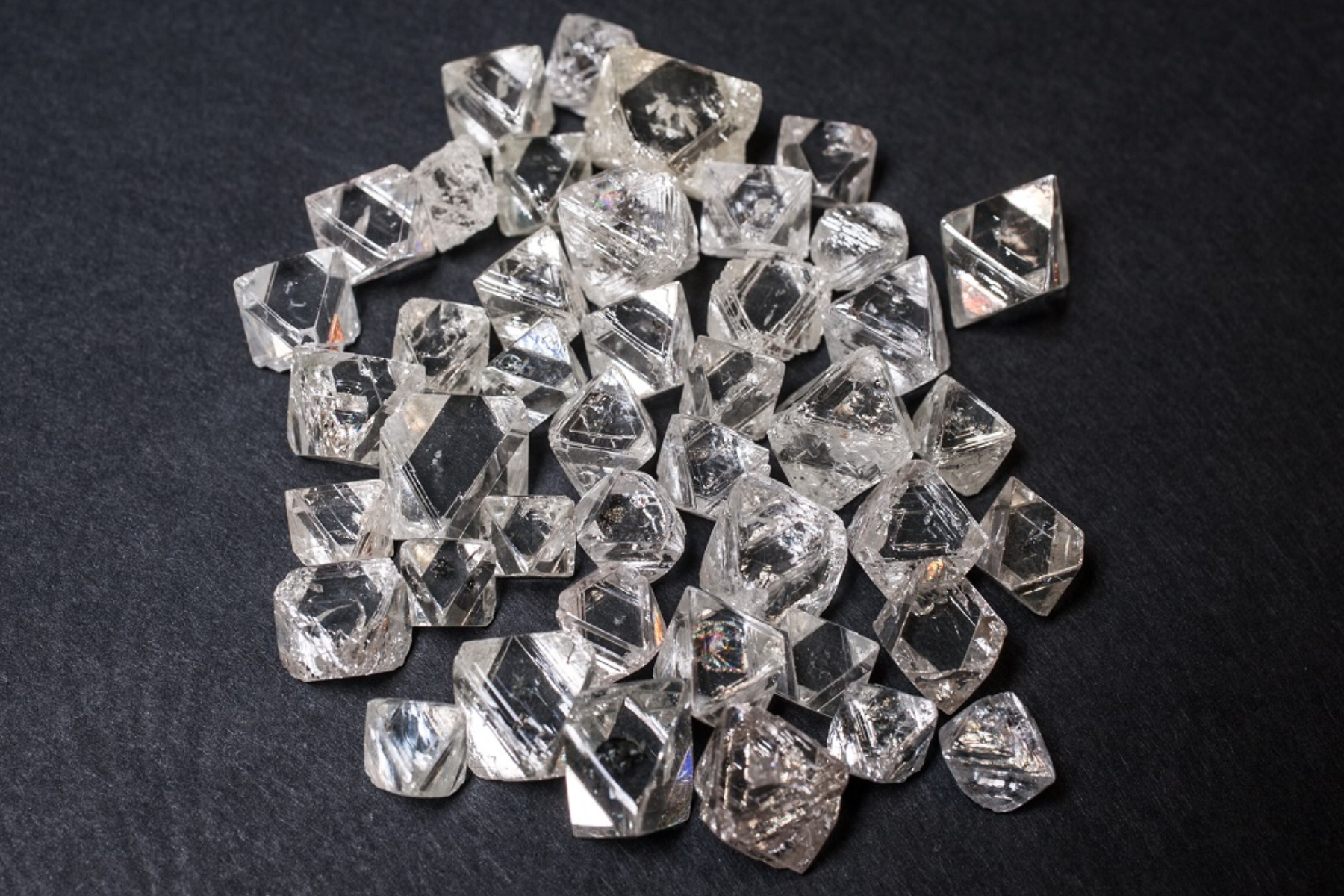 Alrosa Suspends Sales As The Diamond Glut Continues