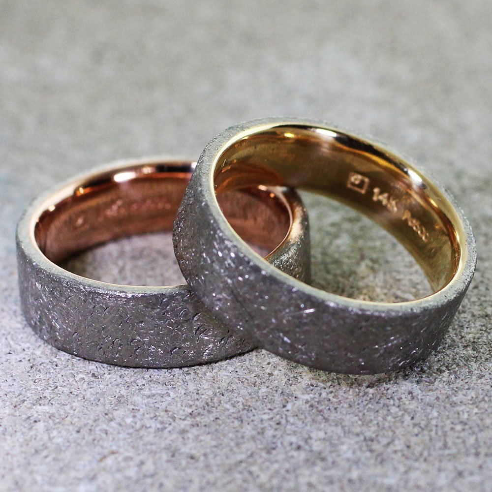 Rustic Wedding Bands - A Touch Of Nature's Charm