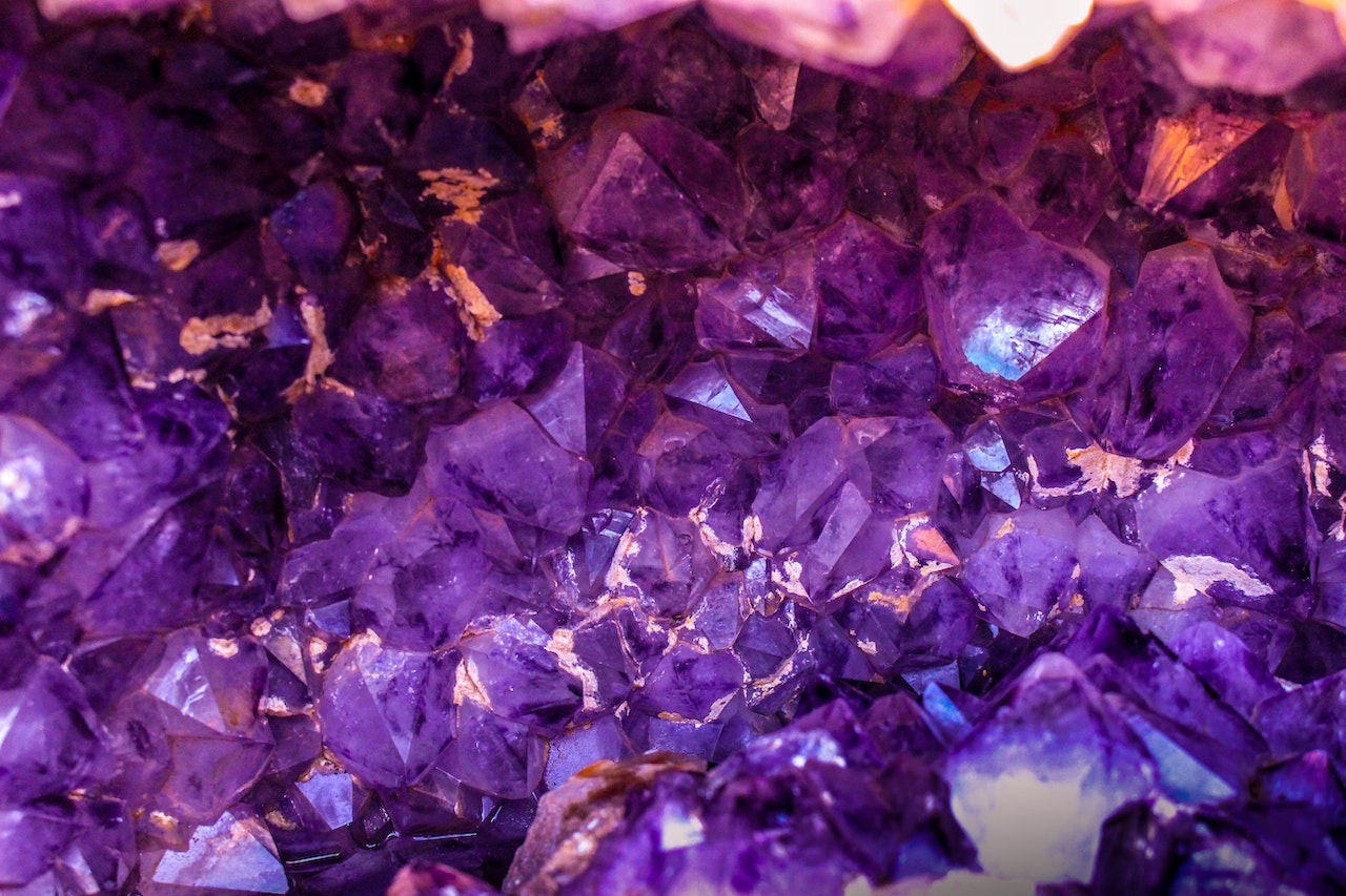 Amethyst Crystal Meaning - Unveiling The Power Of Purple