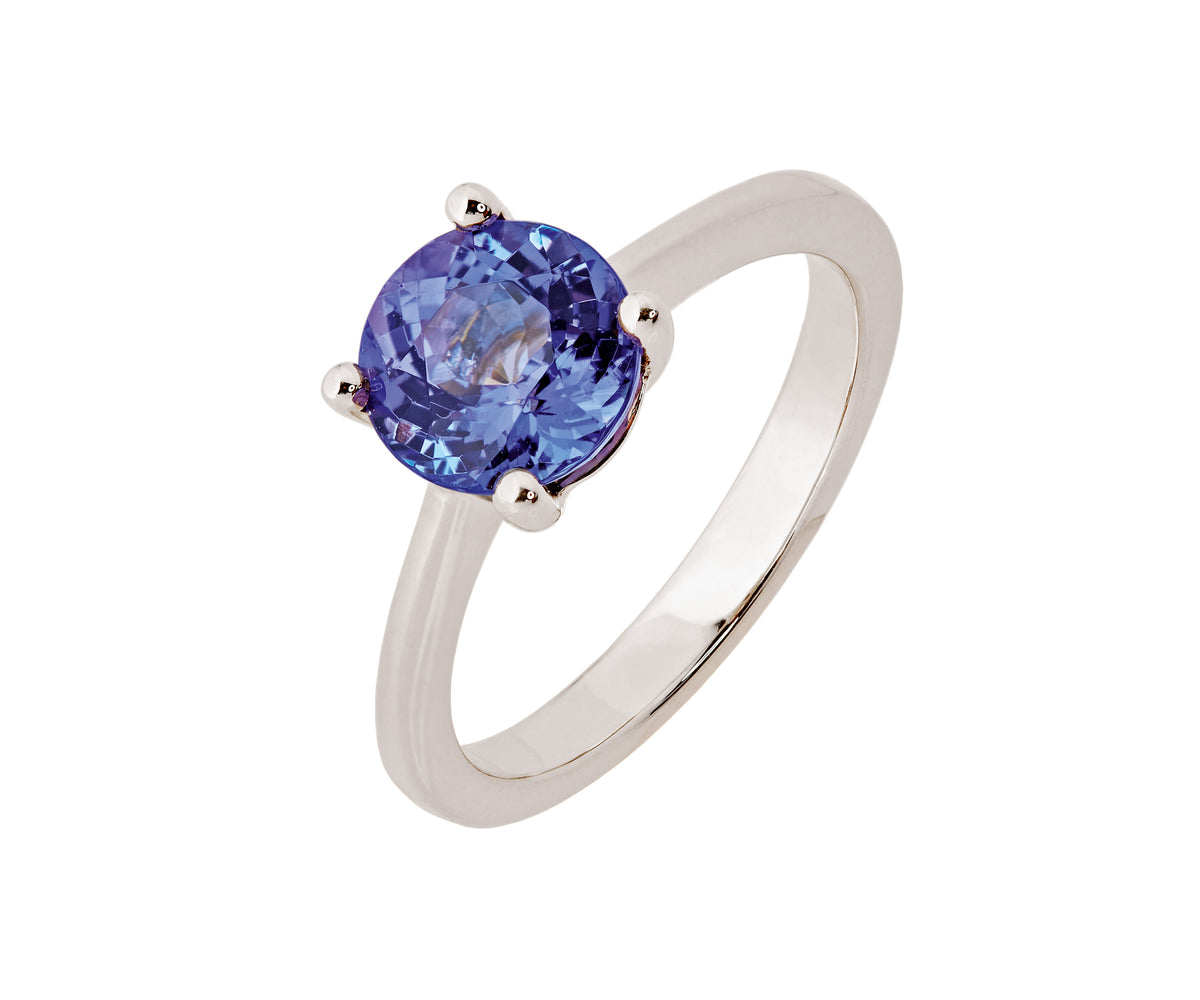 Dazzling Beauty Of Tanzanite Rings In Jewelry