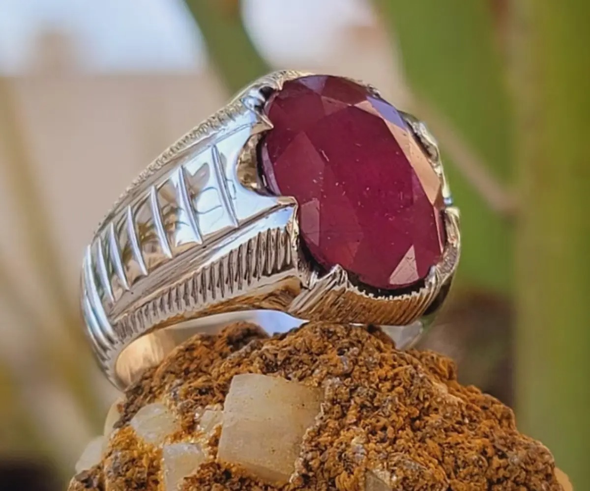 Radiant Beauty Of Red Ruby Rings