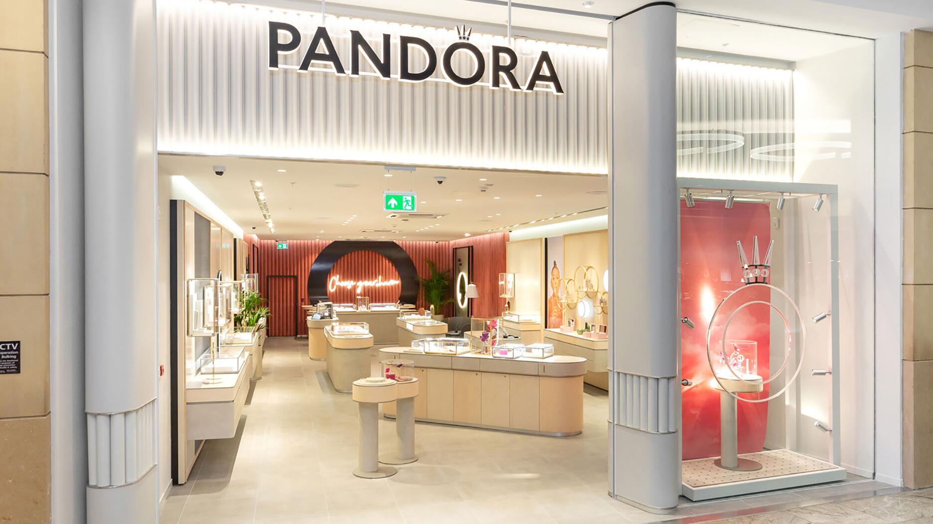 Pandora Leads Jewelry Industry, According To New Research