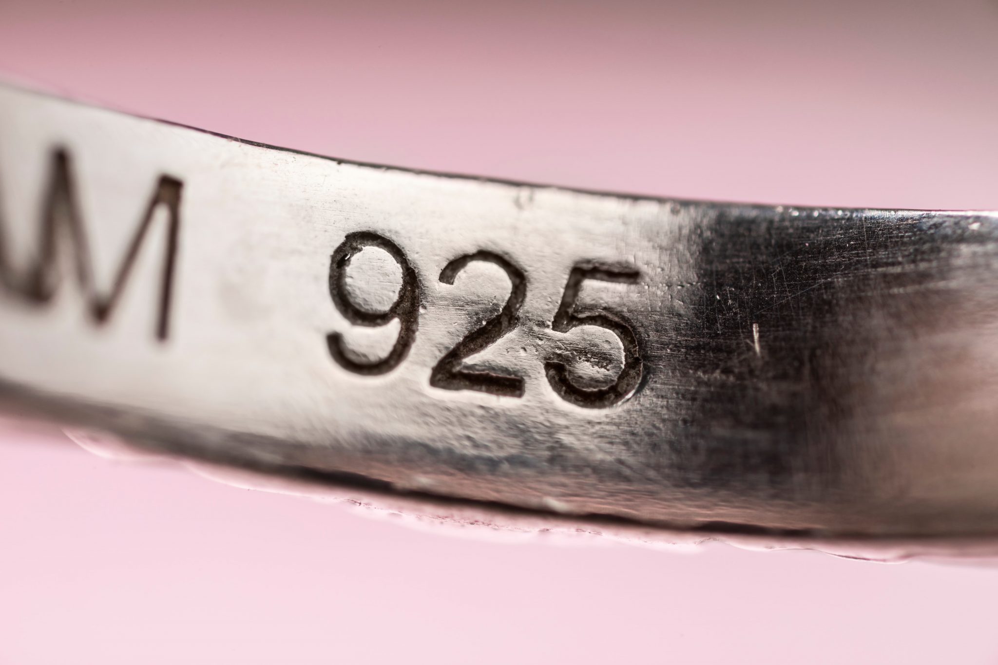 What Does 925 Mean On Jewelry? Explained