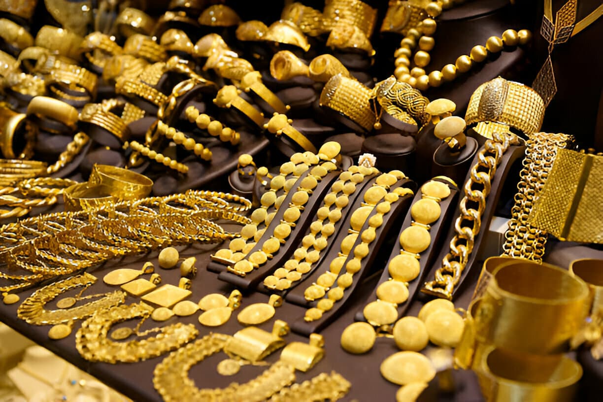 How To Keep Jewelry From Tarnishing - 7 Proven Tips You Need