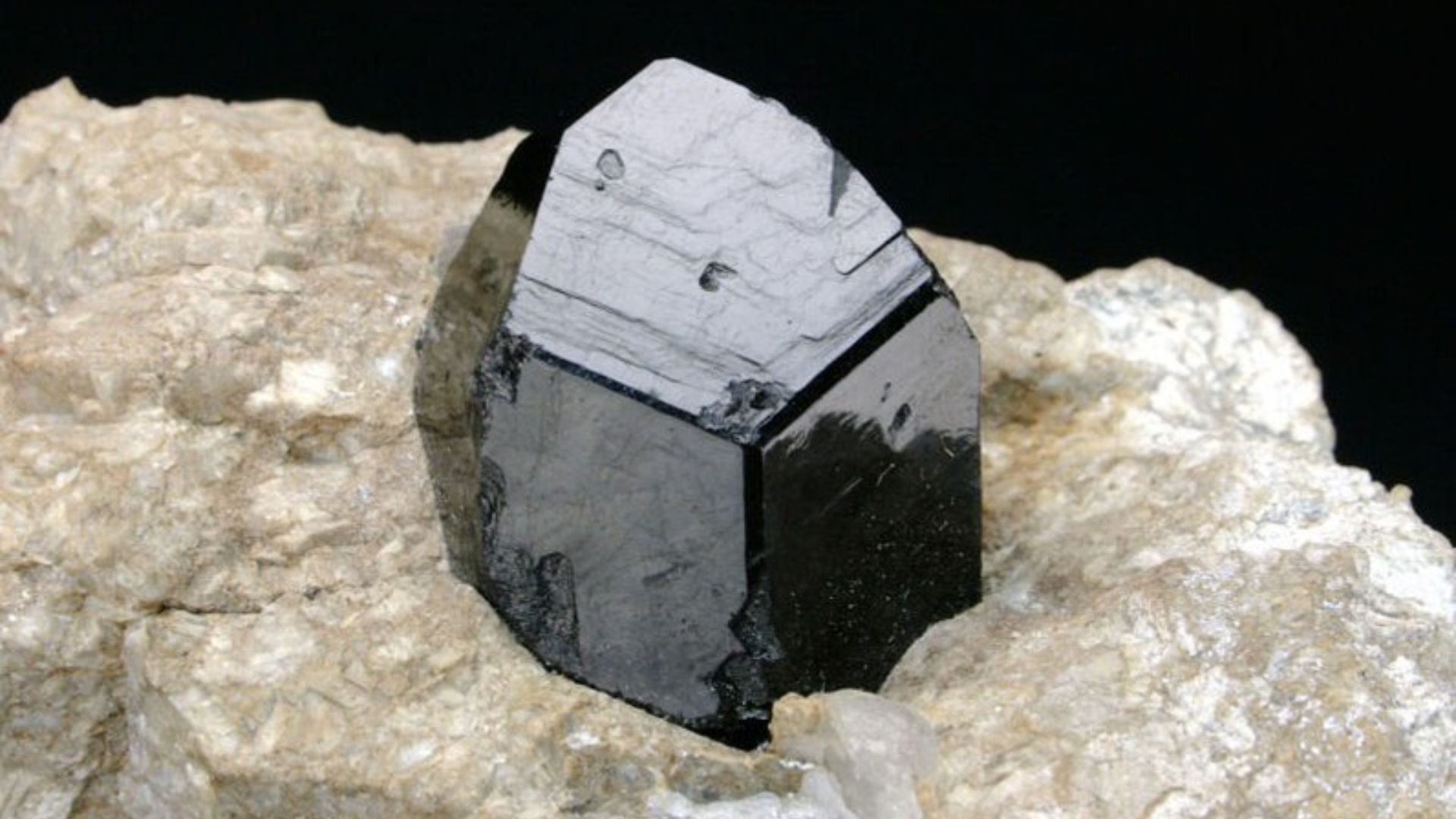 Black Stone In Impurities