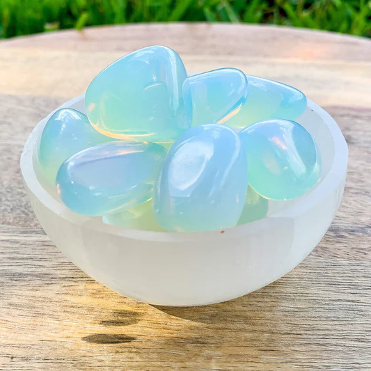10 Pale Blue Gemstones That Bring Beauty And Healing