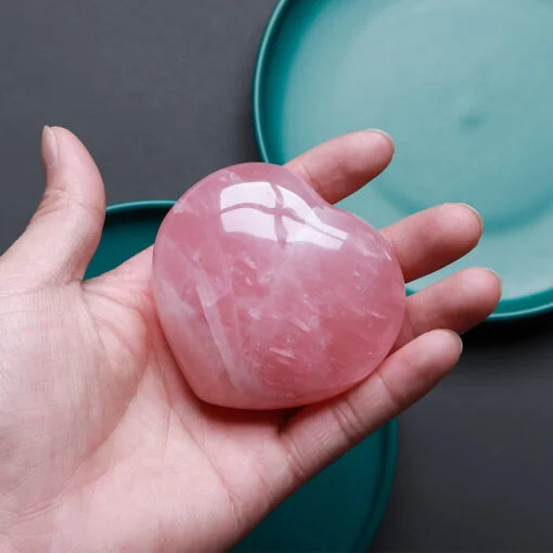 The Rarity Of Quartz In Birthstones - A Gemological Perspective