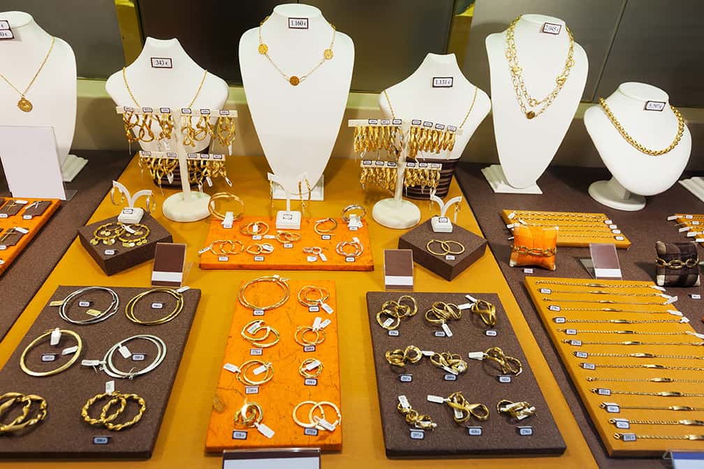How To Buy Jewelry Like A Pro - A Step-by-Step Guide