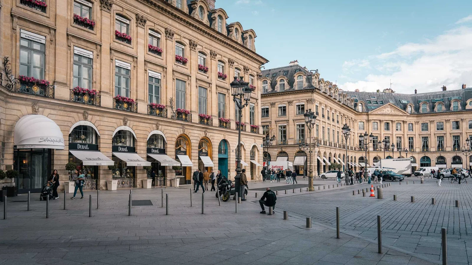Place Vendôme Jewelers Guide: Inside Paris’s High Jewelry Square